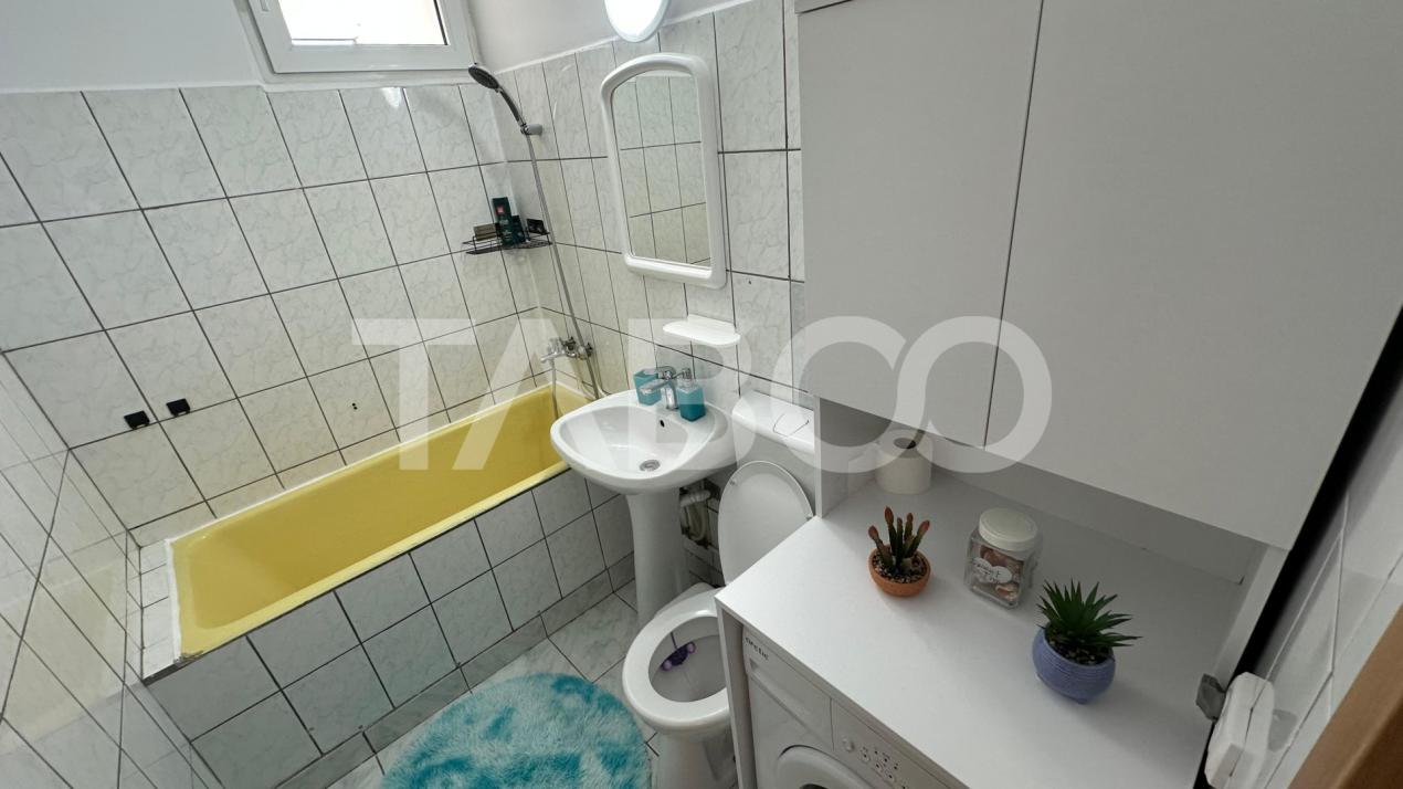 Apartament 2 camere de inchiriat 54 mpu balcon zona Terezian Sibiu