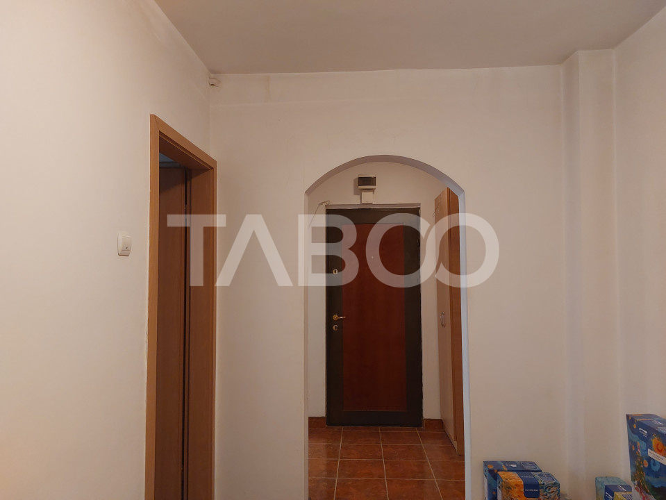 Apartament  2 camere de inchiriat balcon 12mp Mihai Viteazu Sibiu