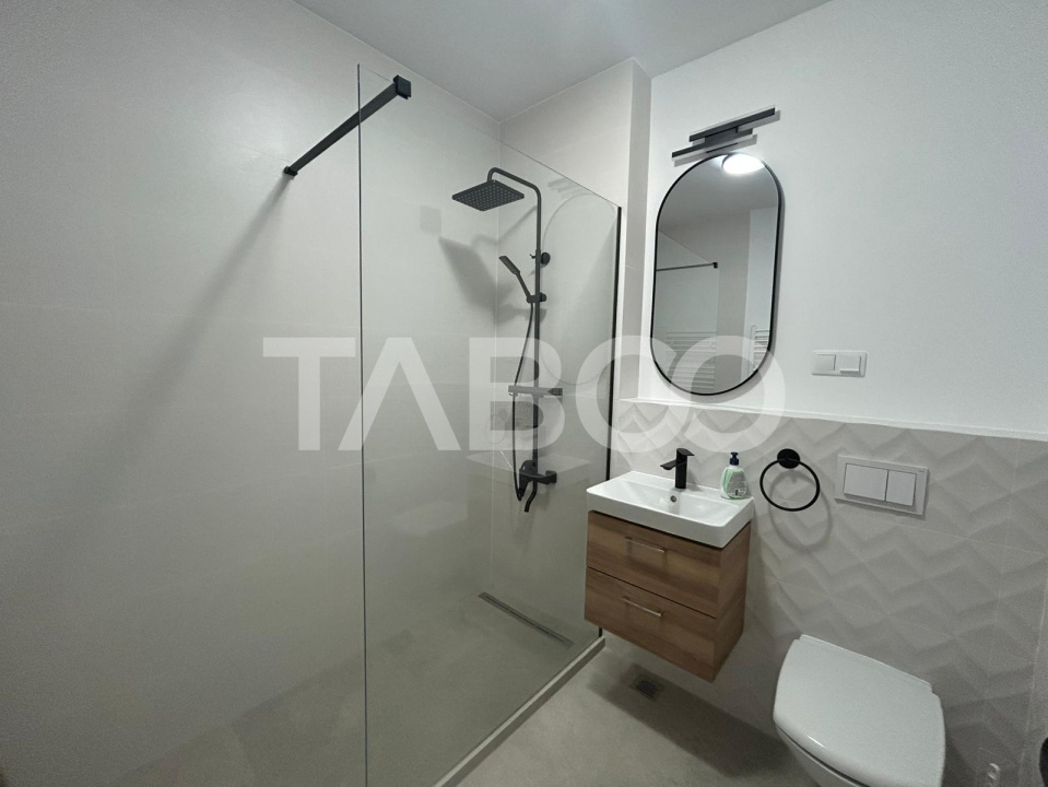 Apartament 2 camere de inchiriat cu balcon si parcare