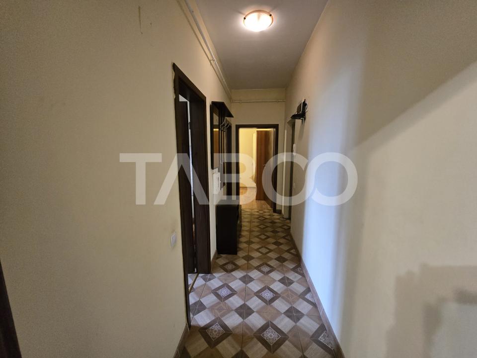 Apartament 2 camere de inchiriat cu balcon si parcare Piata Cluj Sibiu