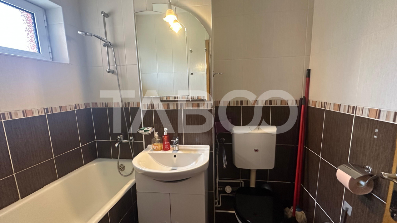 Apartament 2 camere de inchiriat cu balcon zona Mihai Viteazu Sibiu