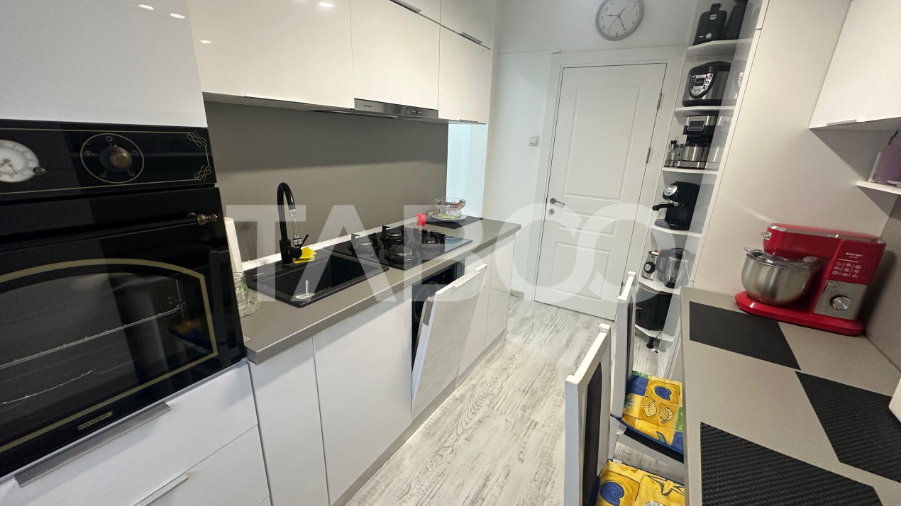 Apartament 2 camere de inchiriat cu balcon zona Rahovei Sibiu