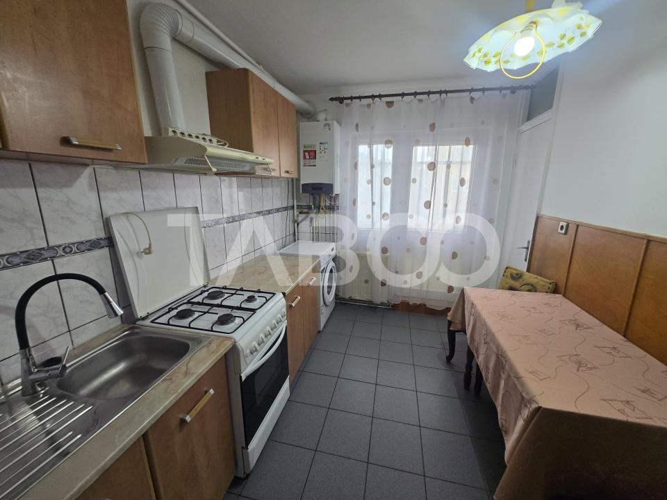 Apartament 2 camere de inchiriat decomandat 52 mp zona Strand Sibiu