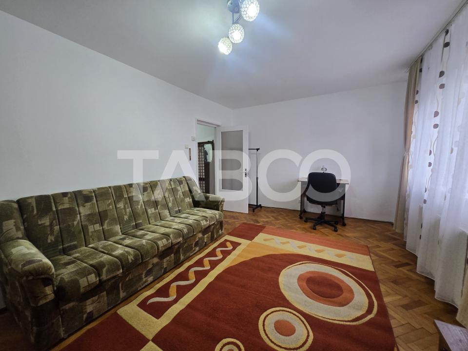 Apartament 2 camere de inchiriat decomandat 52 mp zona Strand Sibiu