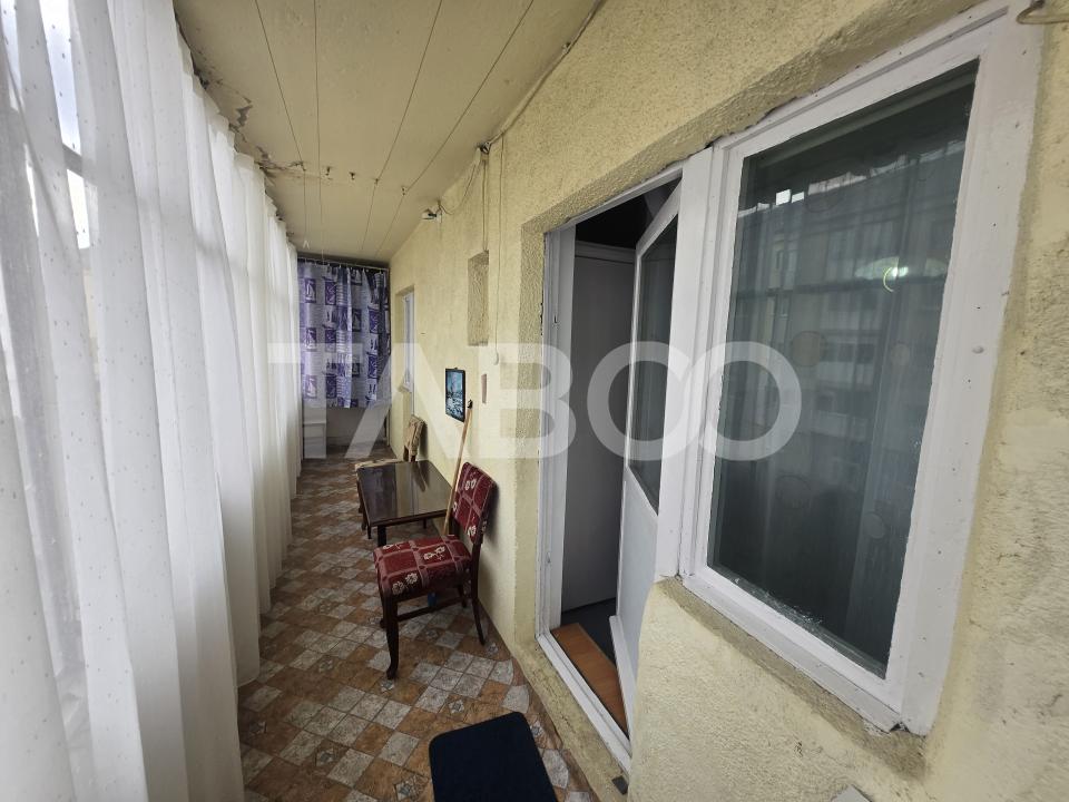 Apartament 2 camere de inchiriat decomandat 52 mp zona Strand Sibiu