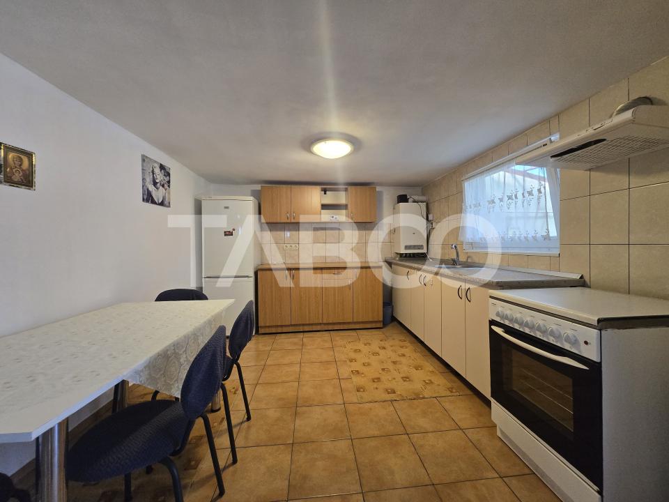 Apartament 2 camere de inchiriat decomandat 60 mpu zona Lupeni Sibiu