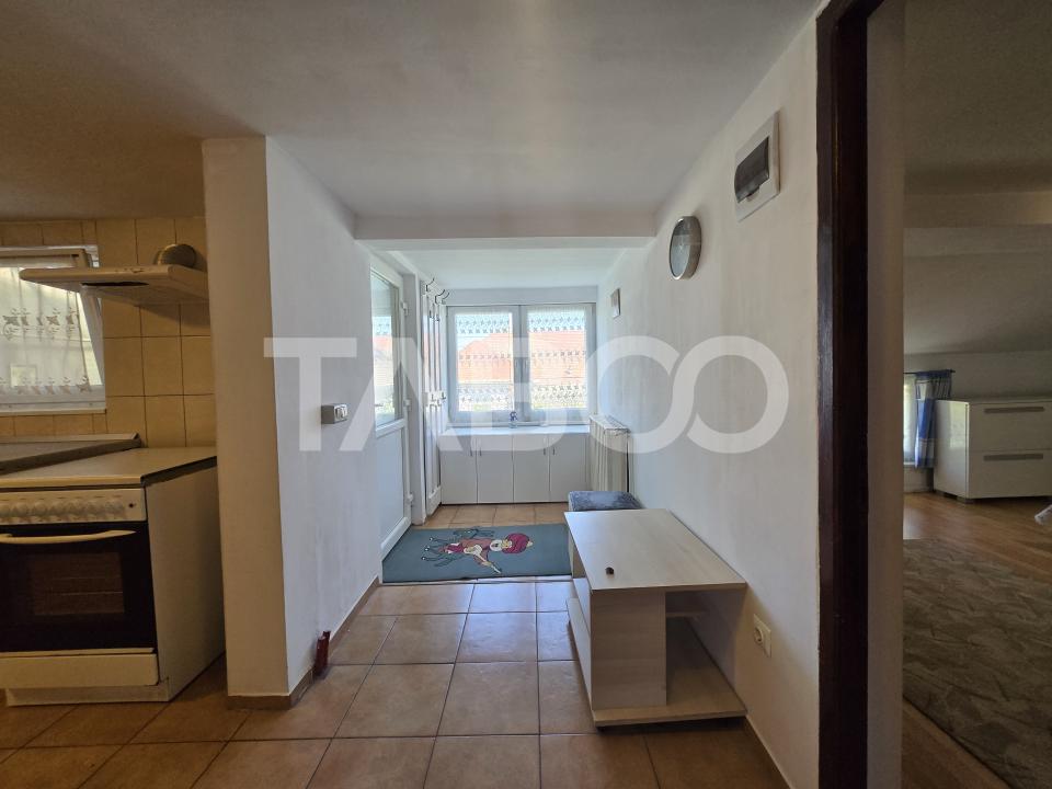 Apartament 2 camere de inchiriat decomandat 60 mpu zona Lupeni Sibiu
