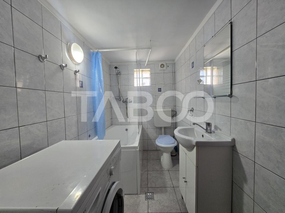 Apartament 2 camere de inchiriat decomandat 60 mpu zona Lupeni Sibiu