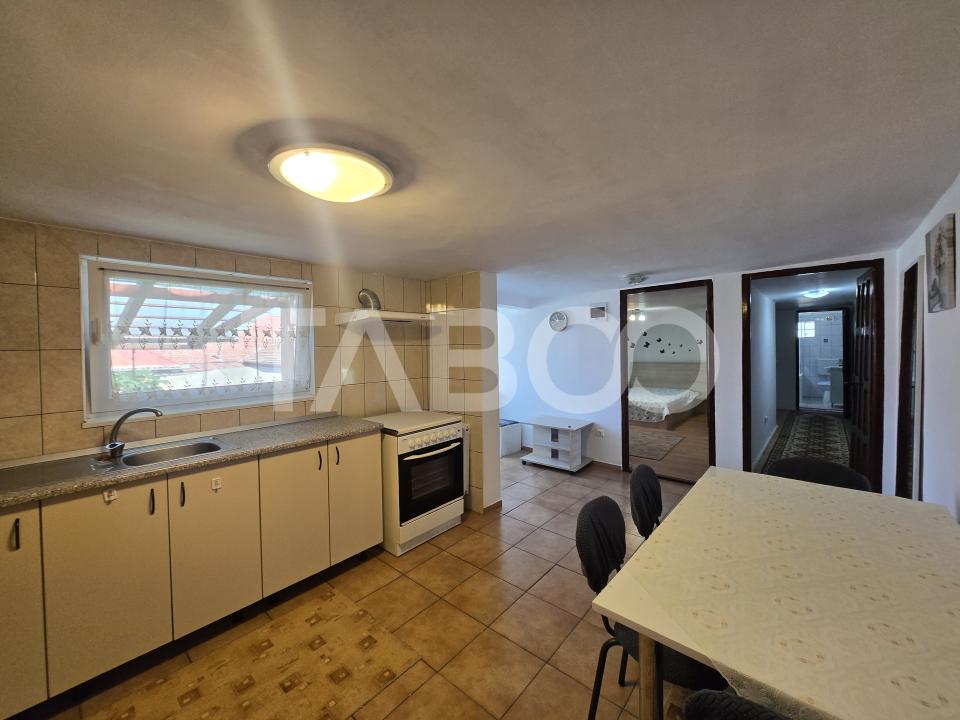 Apartament 2 camere de inchiriat decomandat 60 mpu zona Lupeni Sibiu