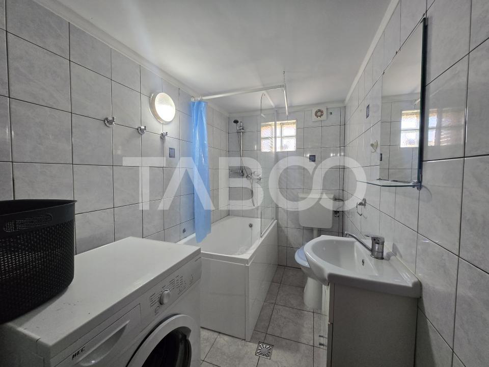 Apartament 2 camere de inchiriat decomandat 60 mpu zona Lupeni Sibiu