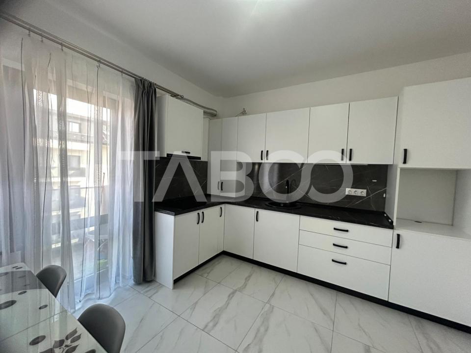 Apartament 2 camere de inchiriat decomandat cu balcon si loc parcare