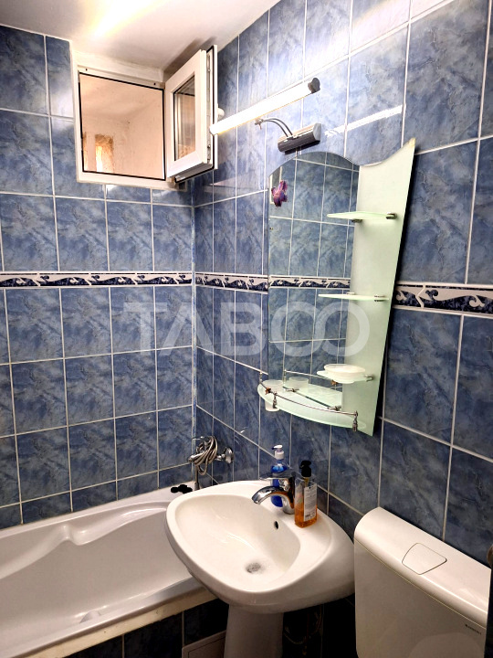 Apartament 2 camere de inchiriat semidecomandat 46 mp zona Terezian
