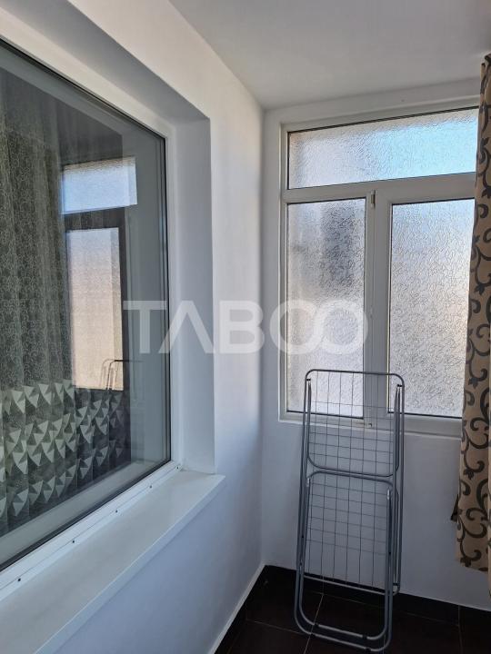Apartament 2 camere de inchiriat semidecomandat 46 mp zona Terezian
