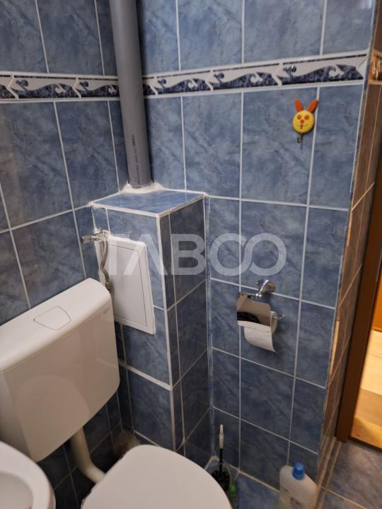Apartament 2 camere de inchiriat semidecomandat 46 mp zona Terezian
