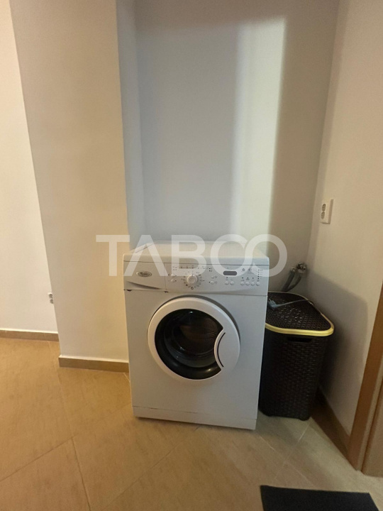Apartament 2 camere de inchiriat zona Turnisor cu balcon si parcare 
