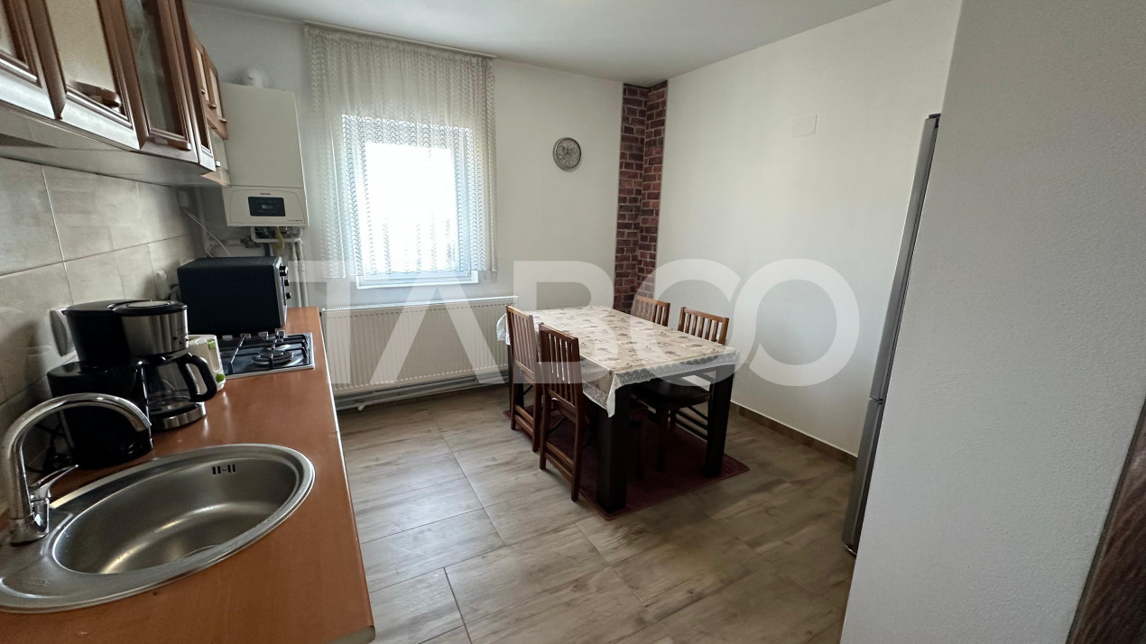 Apartament 2 camere de inchiriat zona Turnisor Sibiu 70 mpu si balcon 