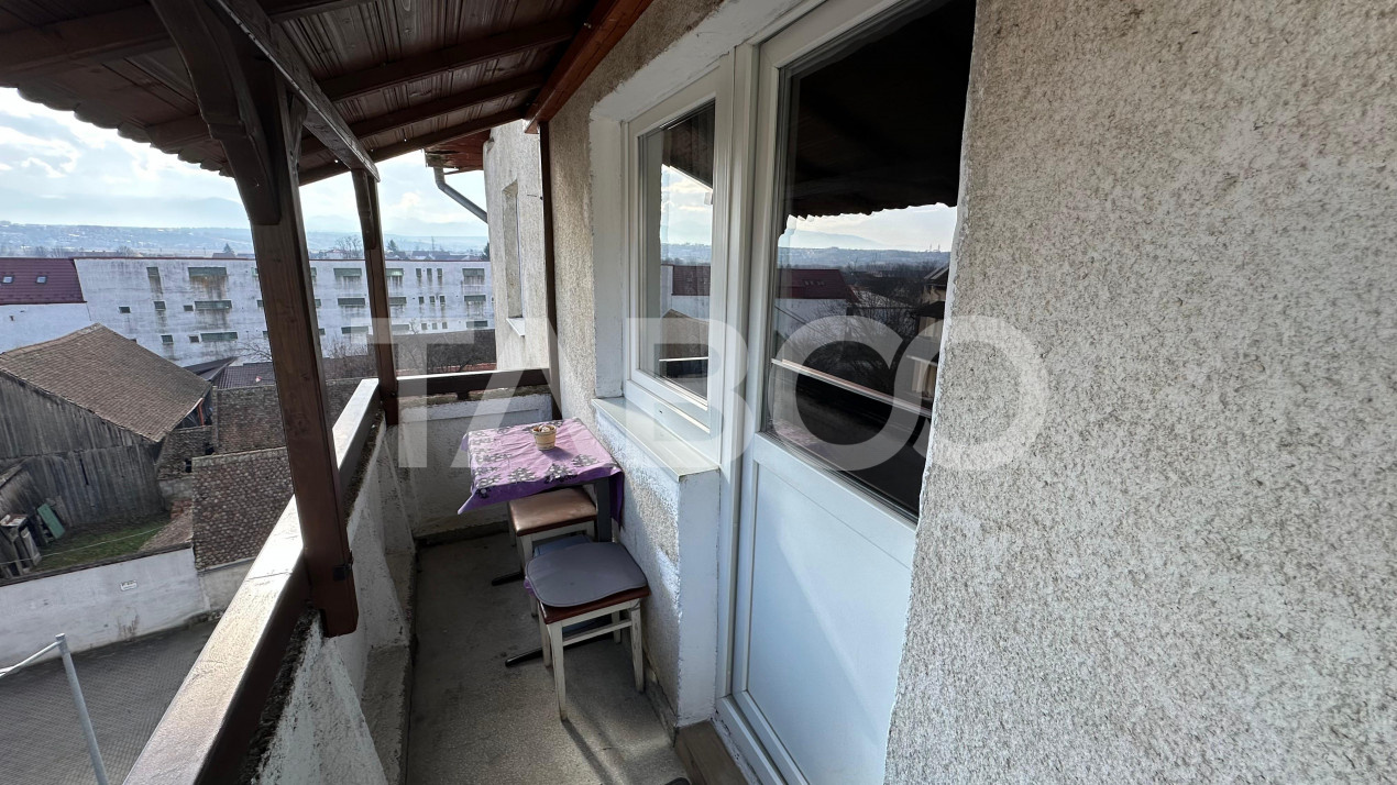 Apartament 2 camere de inchiriat zona Turnisor Sibiu 70 mpu si balcon 