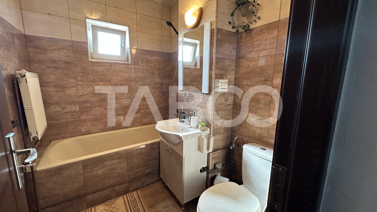 Apartament 2 camere de inchiriat zona Turnisor Sibiu 70 mpu si balcon 