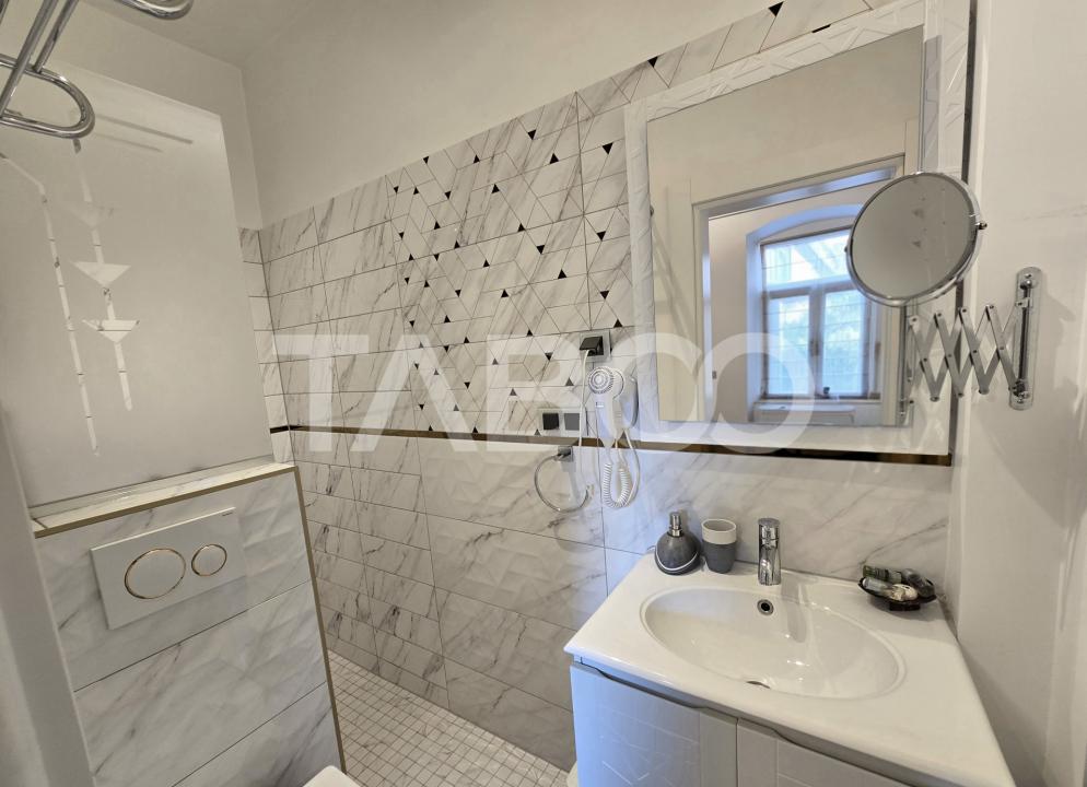 Apartament 2 camere de vanzare 2 pivnite garaj Centrul Istoric Sibiu