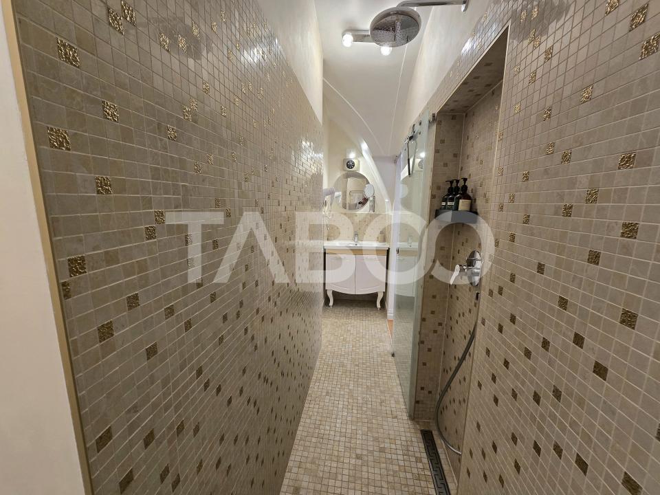 Apartament 2 camere de vanzare 2 pivnite garaj Centrul Istoric Sibiu