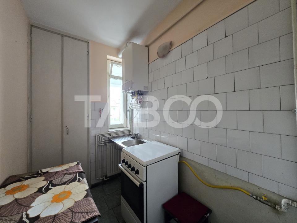 Apartament 2 camere de vanzare 37 mp balcon zona Mihai Viteazul Sibiu