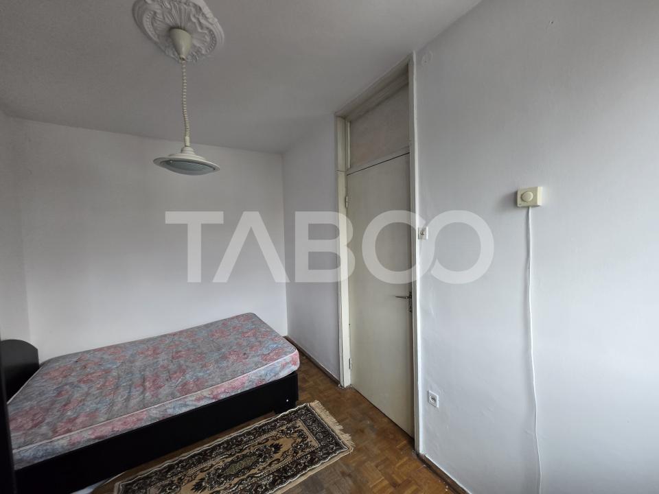 Apartament 2 camere de vanzare 37 mp balcon zona Mihai Viteazul Sibiu