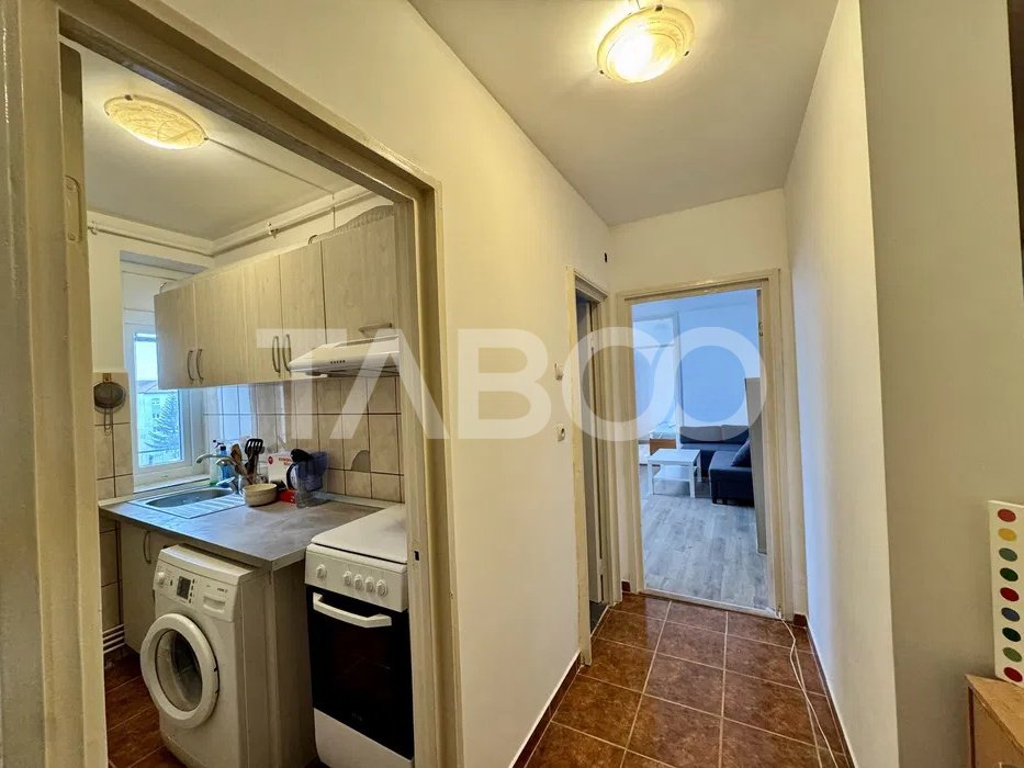 Apartament 2 camere de vanzare 40 mpu plus balcon Mihai Viteazul