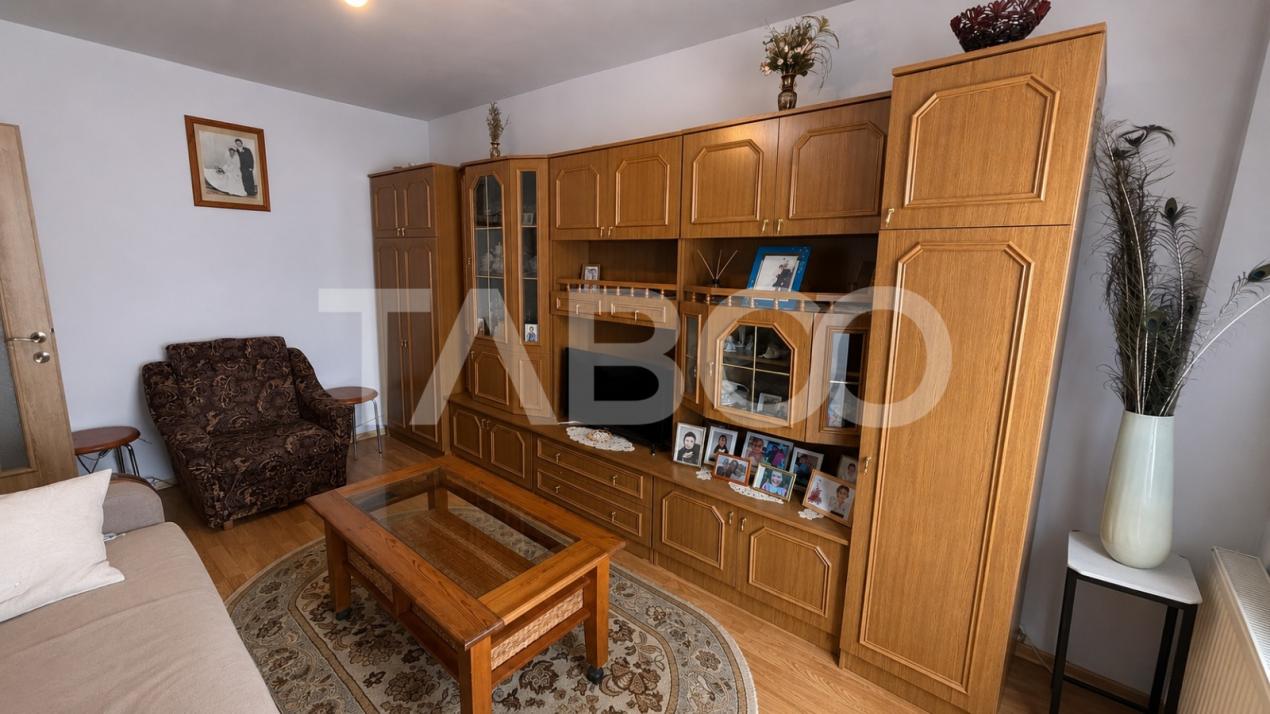 Apartament 2 camere de vanzare 43mpu zona Mihai Viteazul