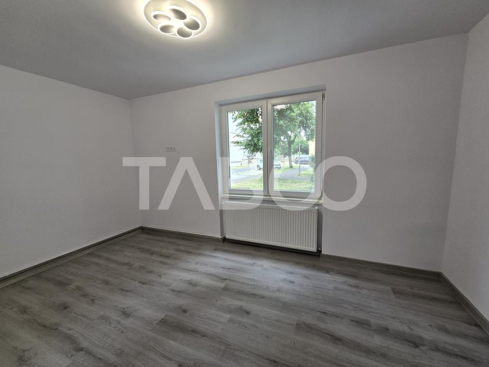 Apartament 2 camere de vanzare 47 utili renovat complet Terezian Sibiu