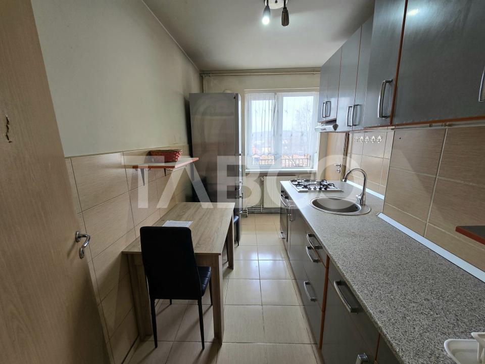 Apartament 2 camere de vanzare 48 utili balcon zona Vasile Aaron Sibiu