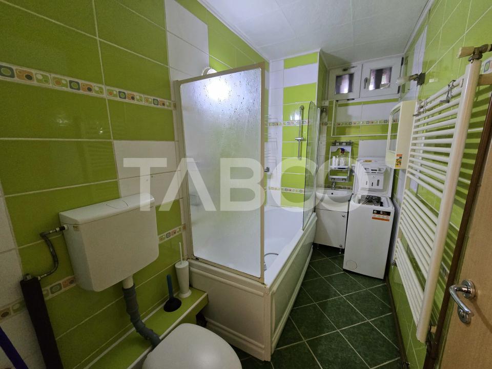 Apartament 2 camere de vanzare 48 utili balcon zona Vasile Aaron Sibiu