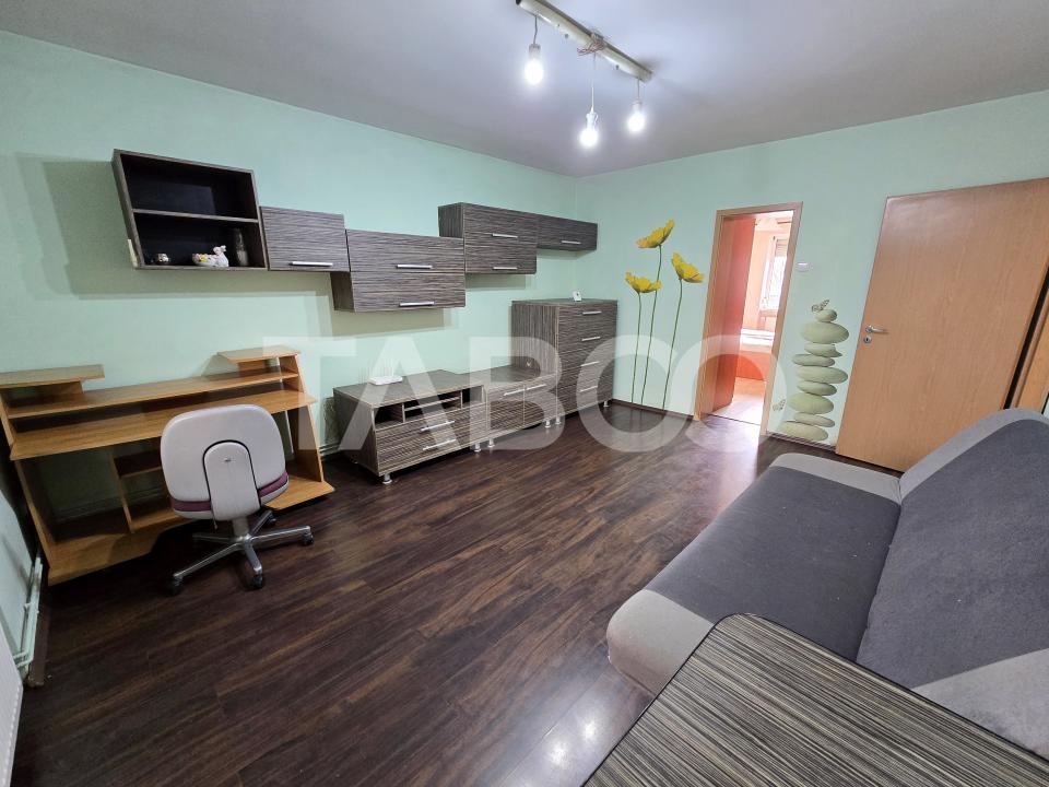 Apartament 2 camere de vanzare 48 utili balcon zona Vasile Aaron Sibiu in Sibiu - Stefan cel Mare