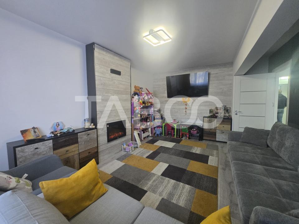 Apartament 2 camere de vanzare 51mp decomandat zona Vasile Aaron Sibiu