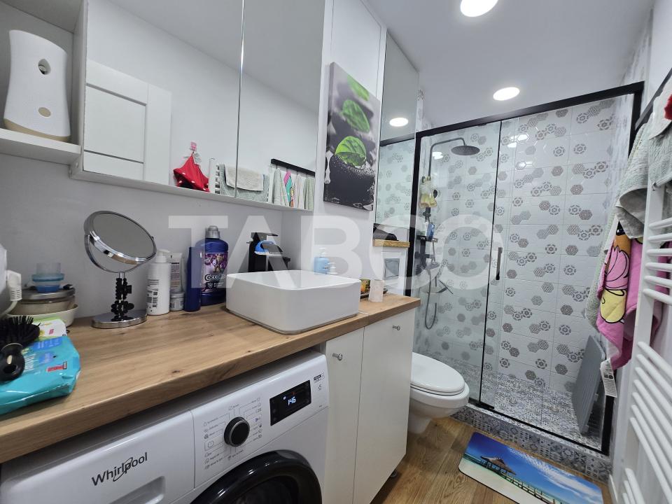 Apartament 2 camere de vanzare 51mpu decomandat Vasile Aaron Sibiu