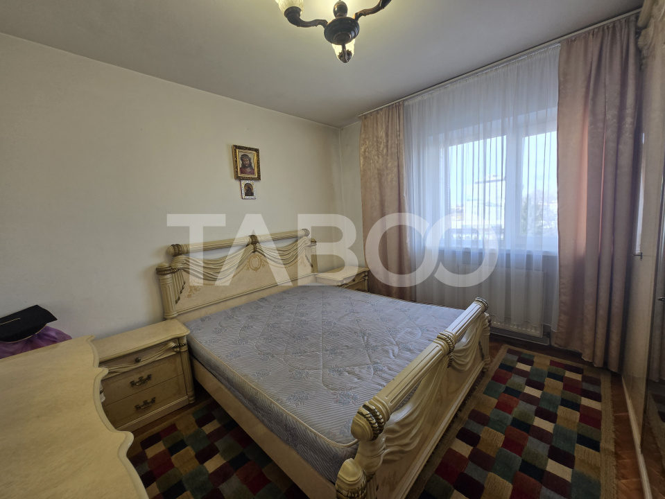 Apartament 2 camere de vanzare 52mp decomandat balcon Strand Sibiu