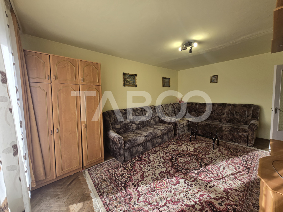 Apartament 2 camere de vanzare 52mp decomandat balcon Strand Sibiu