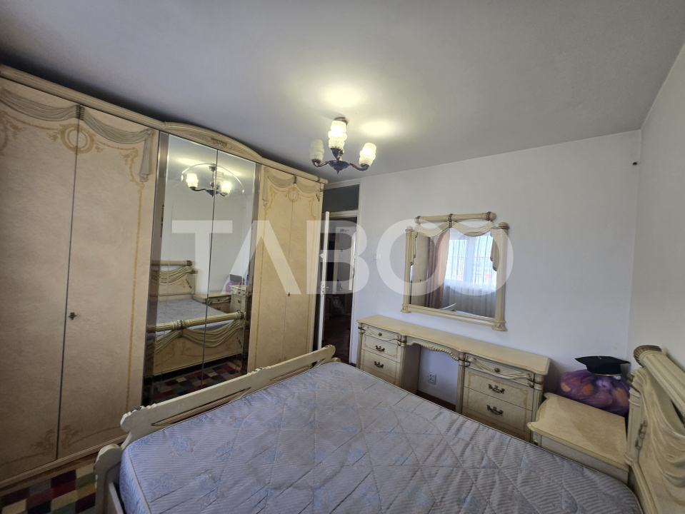 Apartament 2 camere de vanzare 52mp decomandat balcon Strand Sibiu