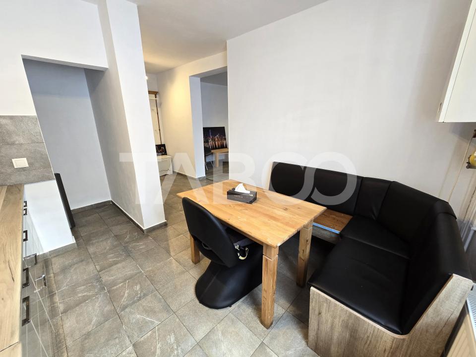 Apartament 2 camere de vanzare 54 mp utili renovat in Strand Sibiu