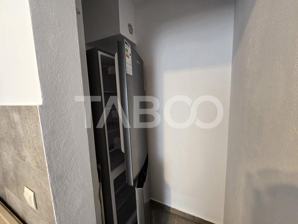 Apartament 2 camere de vanzare 54 mp utili renovat in Strand Sibiu