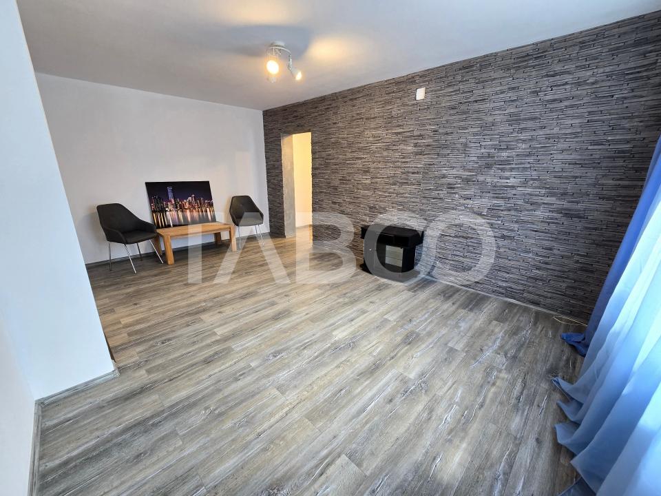 Apartament 2 camere de vanzare 54 mp utili renovat in Strand Sibiu