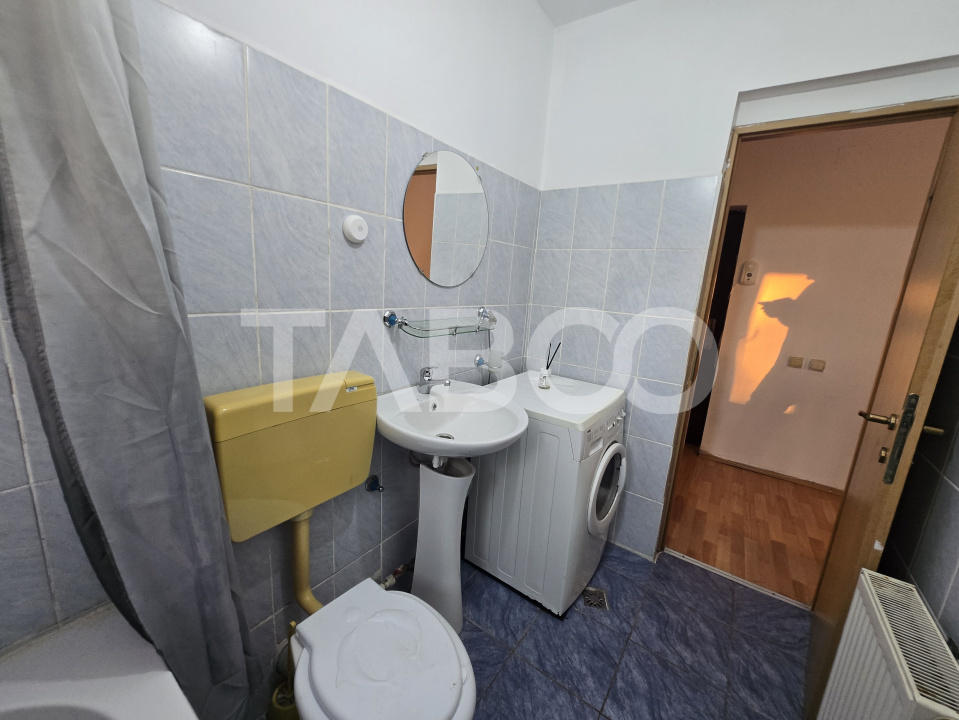 Apartament 2 camere de vanzare 54 mpu zona Rahovei Sibiu