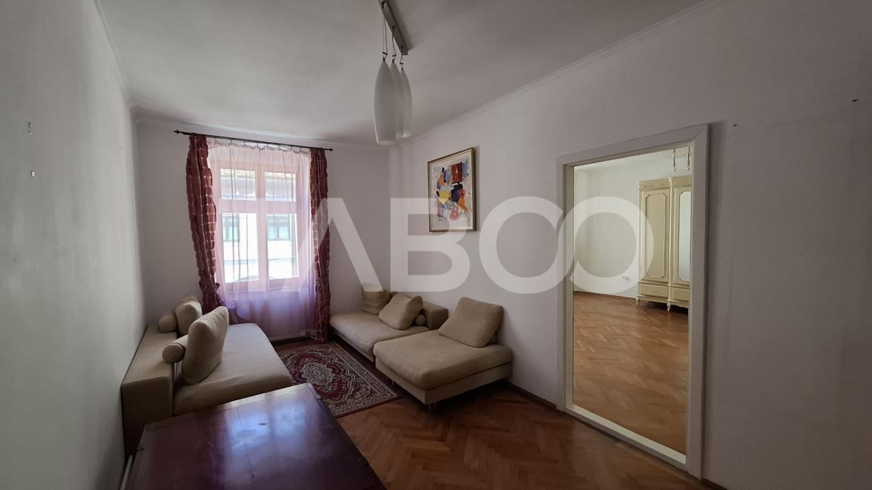 Apartament 2 camere de vanzare 70 mp in Centrul Istoric al Sibiului