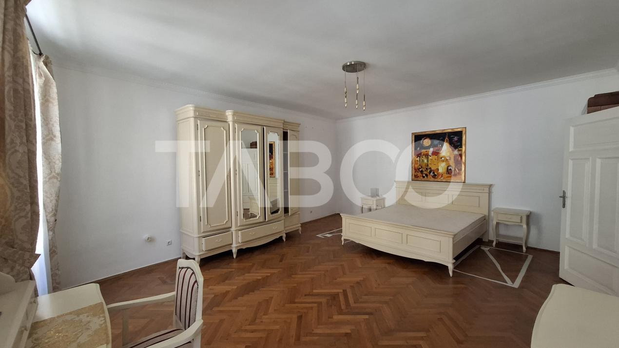 Apartament 2 camere de vanzare 70 mp in Centrul Istoric al Sibiului