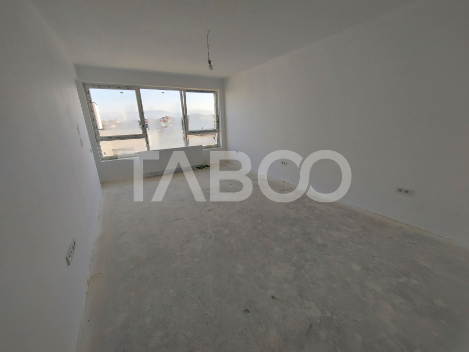 Apartament 2 camere de vanzare balcon loc parcare orientare sudica