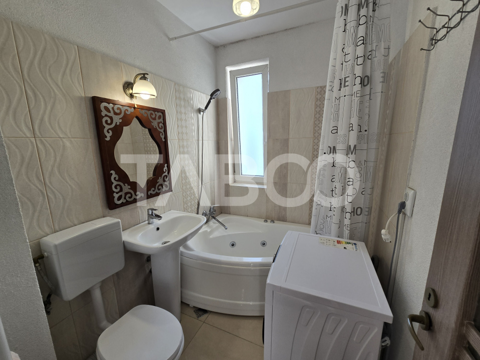 Apartament 2 camere de vanzare balcon parcare intrare in Arhitectilor
