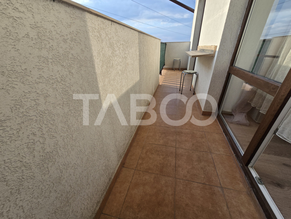 Apartament 2 camere de vanzare balcon parcare intrare in Arhitectilor