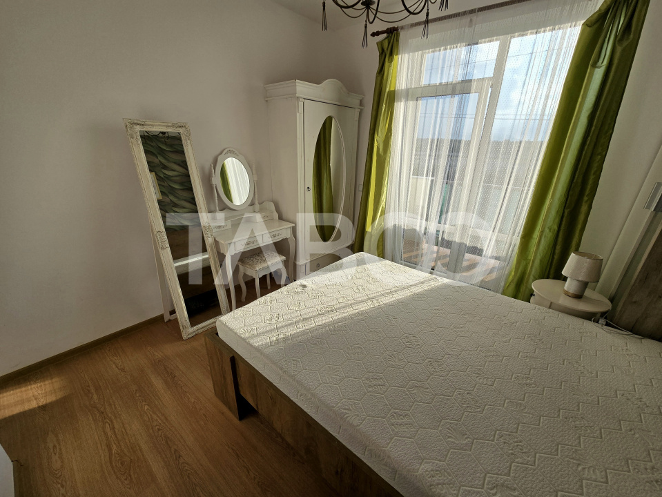 Apartament 2 camere de vanzare balcon parcare intrare in Arhitectilor