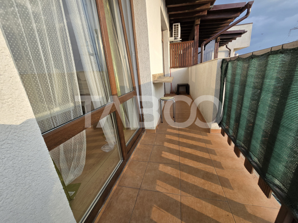 Apartament 2 camere de vanzare balcon parcare intrare in Arhitectilor