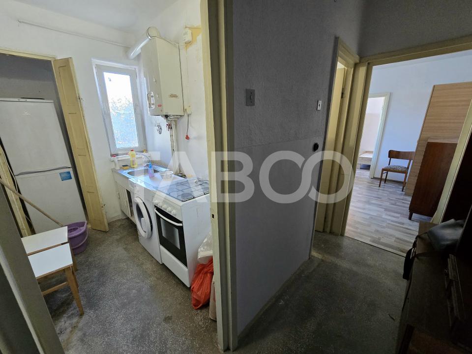 Apartament 2 camere de vanzare cu balcon in zona Ciresica din Sibiu