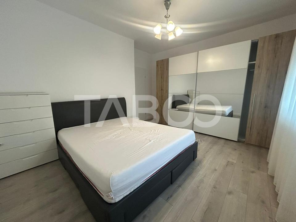 Apartament 2 camere de vanzare cu balcon si parcare zona Tineretului
